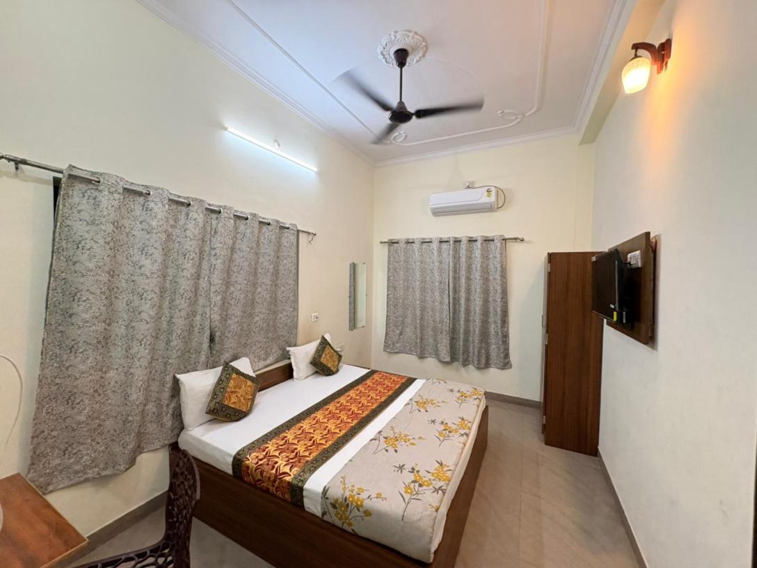 Kashi Paradise Stay | Family Homestay nera Assi Ghat, Sankat Mochan
